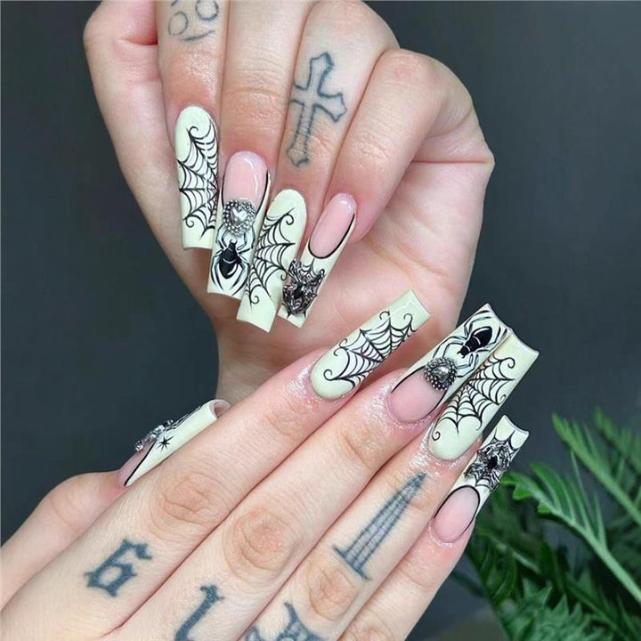 Halloween-Themed Press-On Nail Art Extensions Stornfield