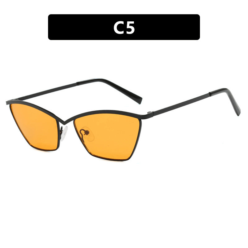 Women's sunglasses in avant-garde cat-eye design Stornfield