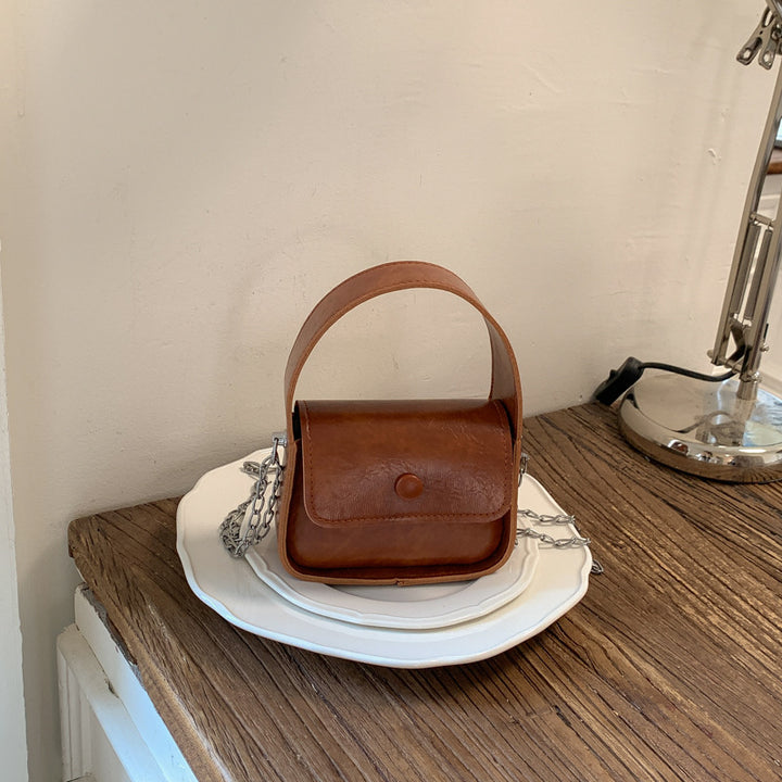 Vintage-Inspired Leather Handbag