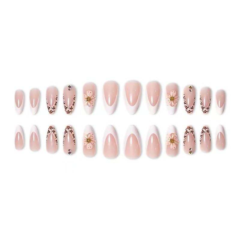 Elegant Floral-Accent Press-On Nails Stornfield