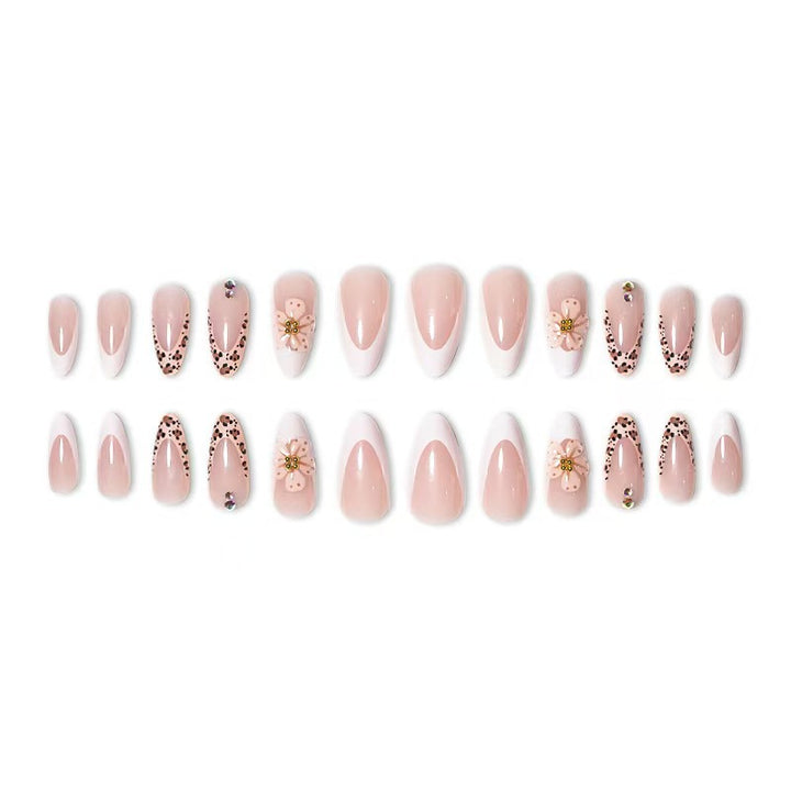 Elegant Floral-Accent Press-On Nails Stornfield