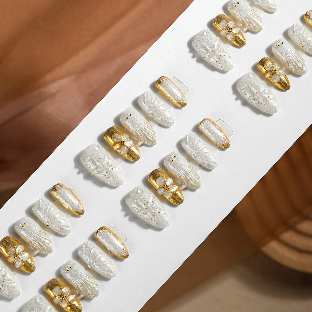 Acrylic nail set with luxurious glitter embellishments Stornfield
