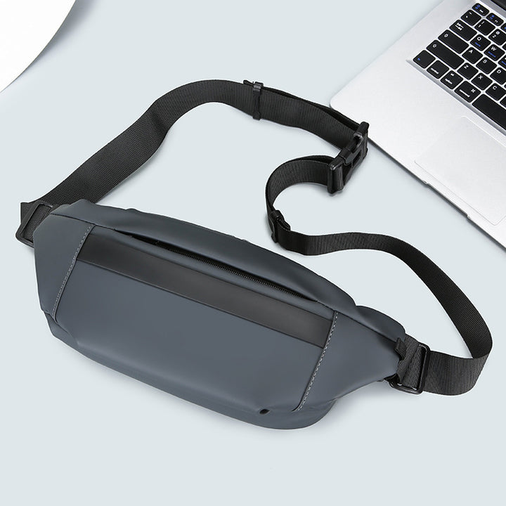 Waist bag with waterproof material and adjustable strap Stornfield