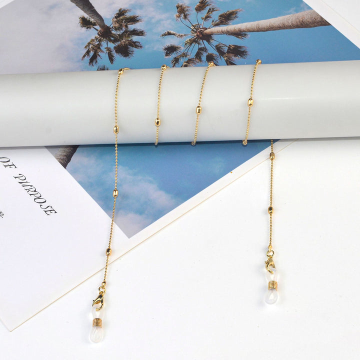 Sleek Minimalist Eyewear Chain Stornfield