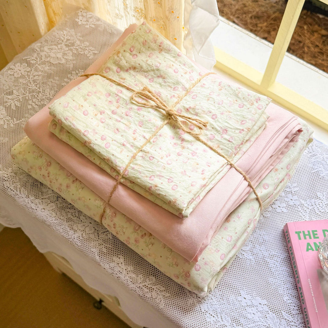 Soft Floral Patterned Duvet Cover Set