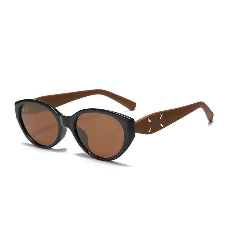 Fashionable Sunglasses in Elegant Cat-Eye Style Stornfield