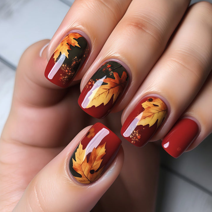 Artificial nails with autumn leaf design Stornfield