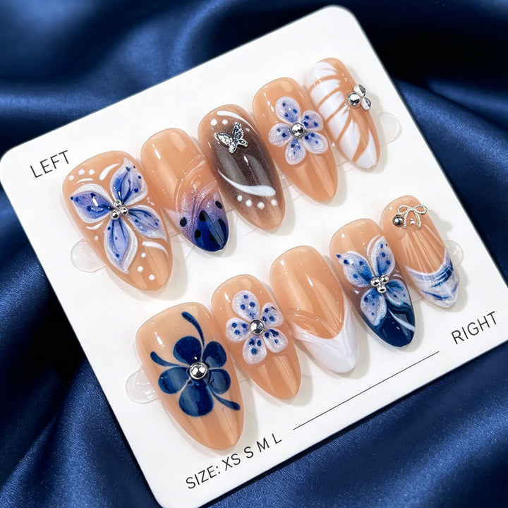 Elegant Floral Decorative Press-On Nail Set 1790738681