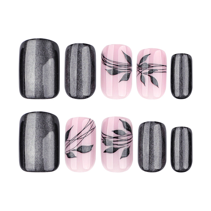 Artistic and elegant nail art with floral pattern Stornfield