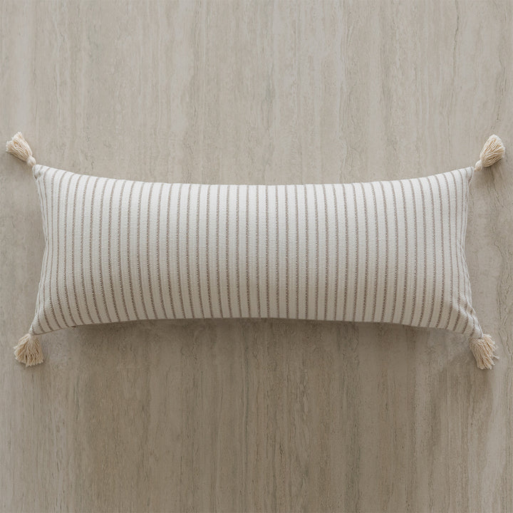 Stylish and elegant decorative cushion