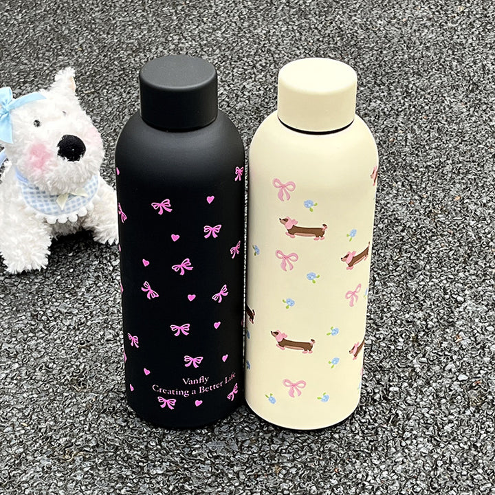 Ladies insulated drinking bottle with floral design and hygienic closure system Stornfield