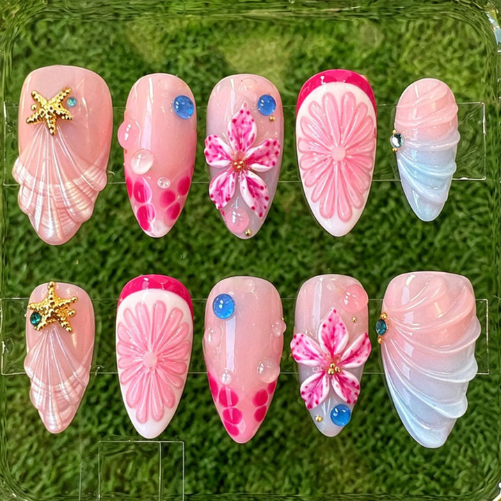 Seashell-Inspired Press-On Nail Art Set