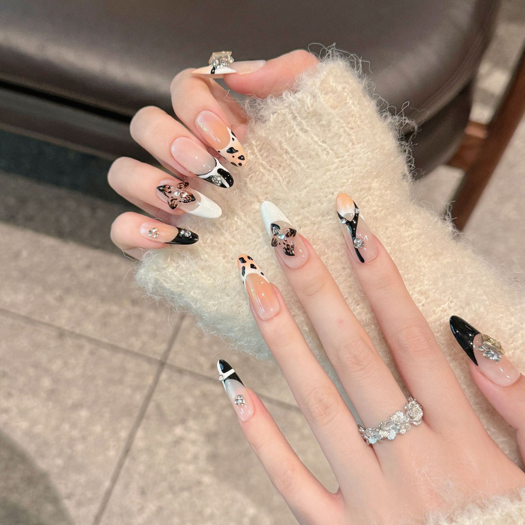 Decorative Press-On Nail Set with Stylish Floral Accents