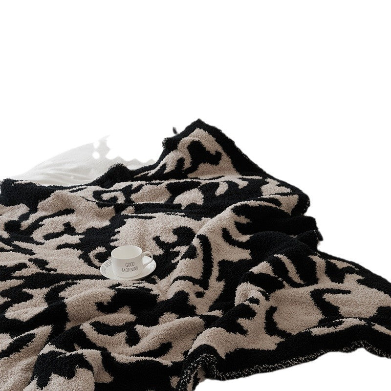 Plush Reversible Sherpa Fleece Throw Blanket with Oversized Damask Pattern