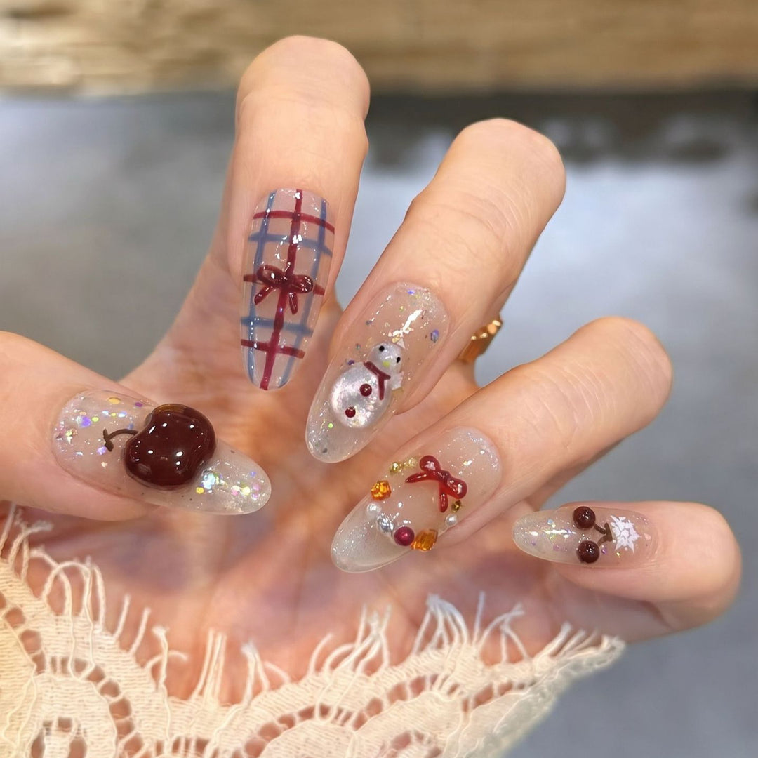 Winter-Themed Press-On Nail Art Set Stornfield