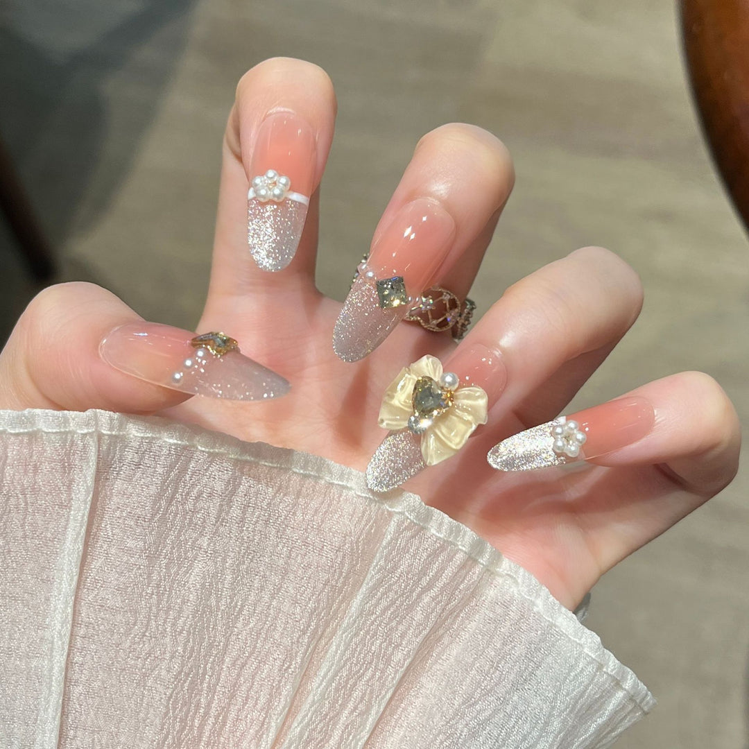 Glamorous Rhinestone-Embellished Nail Art Extensions Stornfield