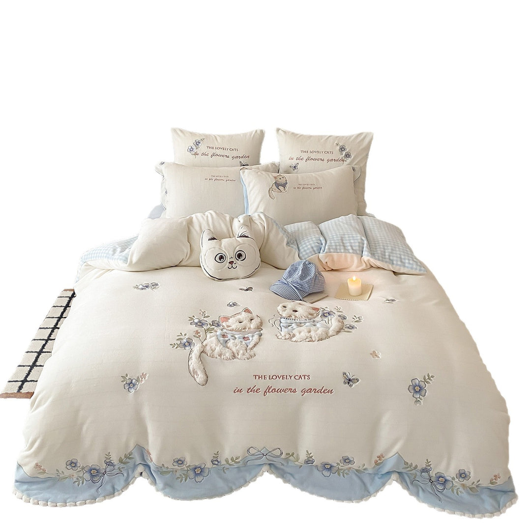 Cotton-Sateen Embroidered 3D Cat Appliqué Duvet Cover Set with Scalloped Hem