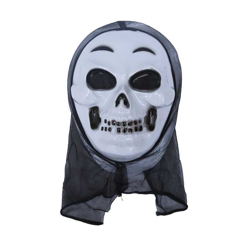 Skull-Themed Halloween Mask Stornfield