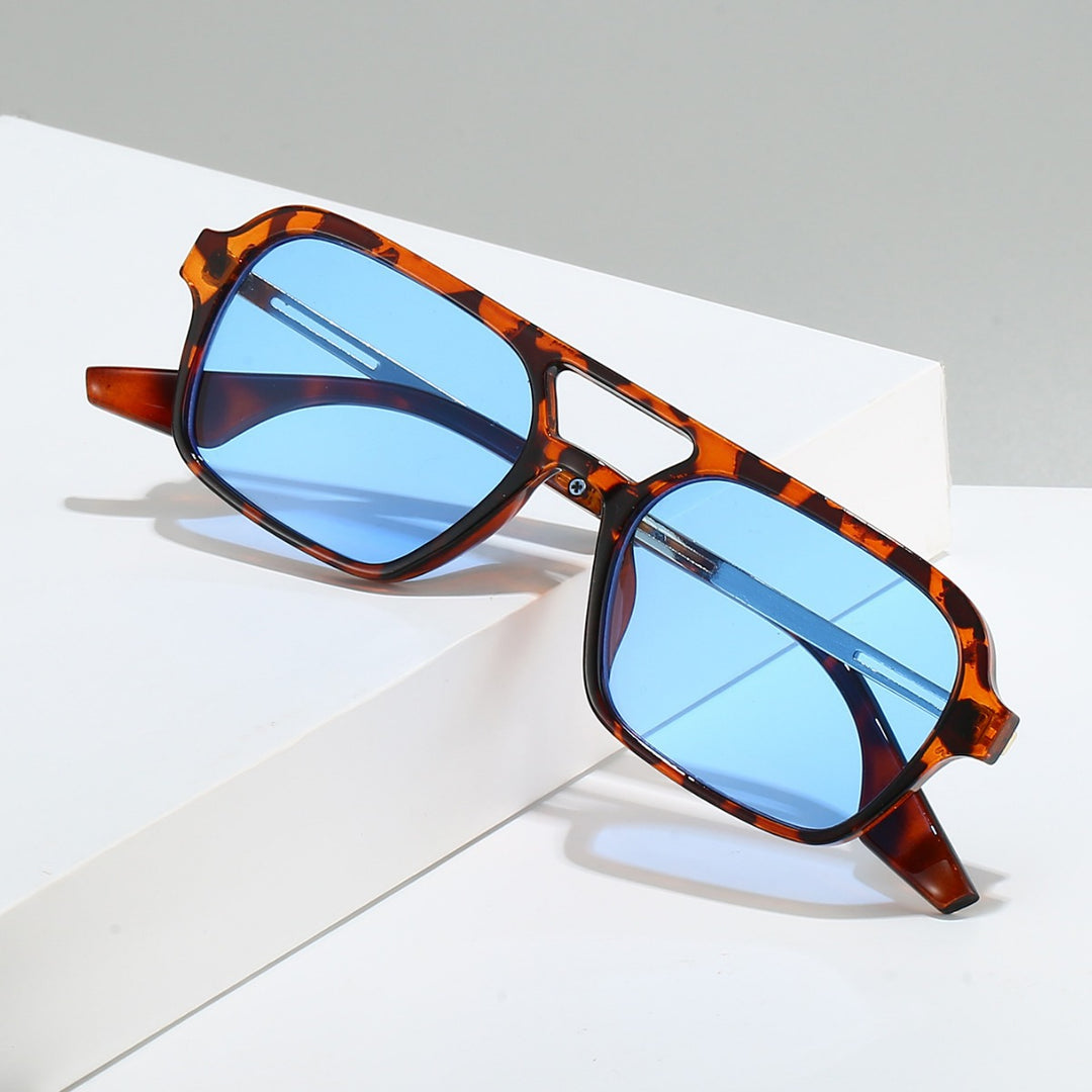 Women's stylish sunglasses in contemporary design with polarized lenses Stornfield