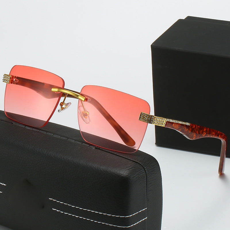 Ladies fashionable sunglasses in elegant square design Stornfield