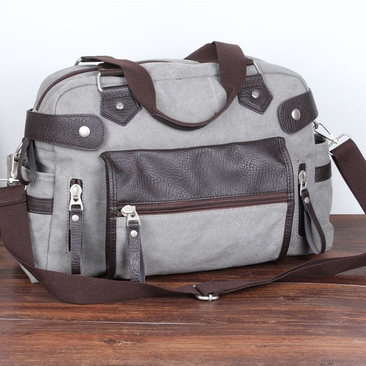Shoulder bag with multiple compartments and comfortable carrying system Stornfield