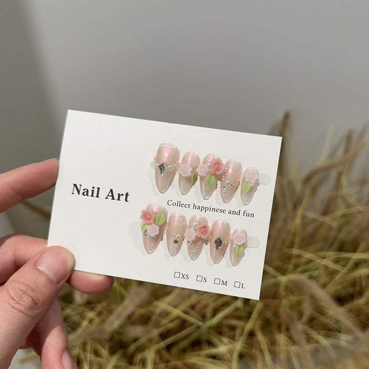 Floral Decorative Press-On Nail Art Set