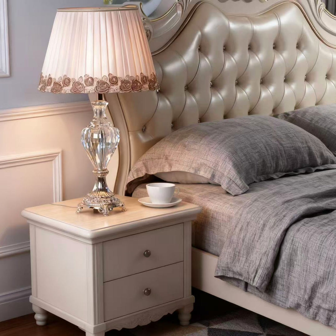 Elegant Crystal Decorative Table Lamp
