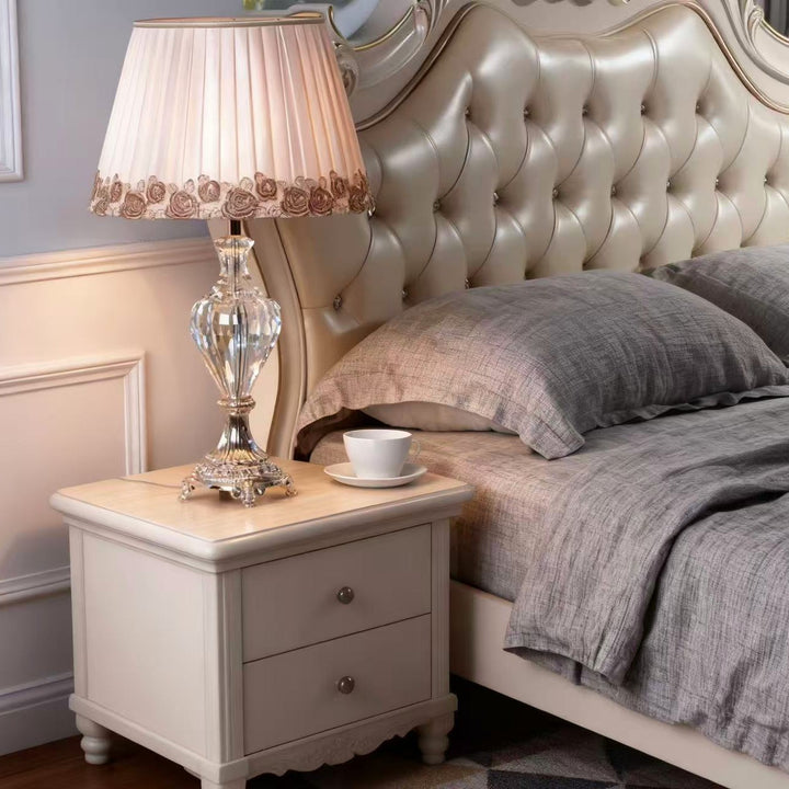 Elegant Crystal Decorative Table Lamp