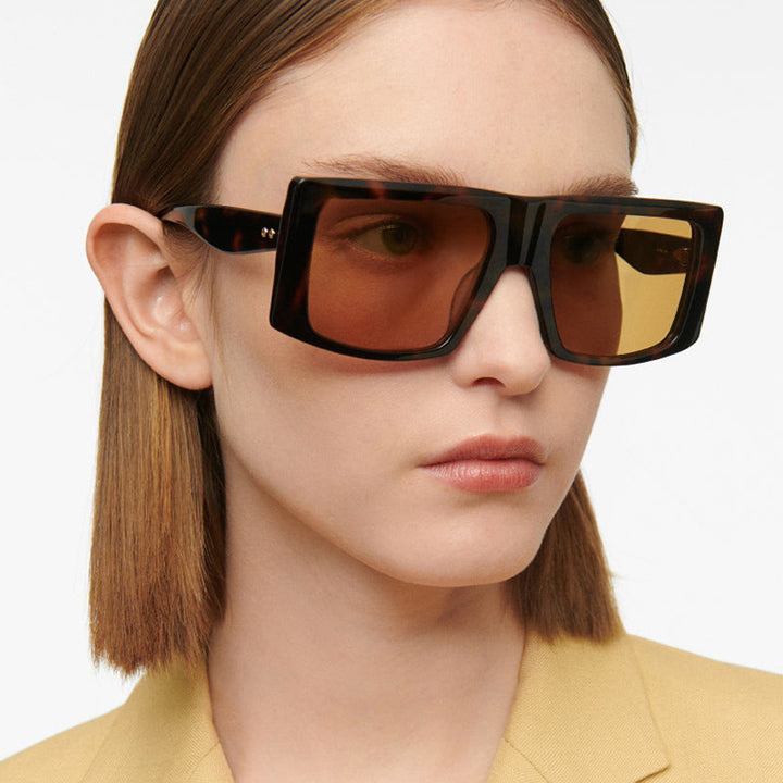 Women's square sunglasses with robust plastic frame and protective UV filter Stornfield