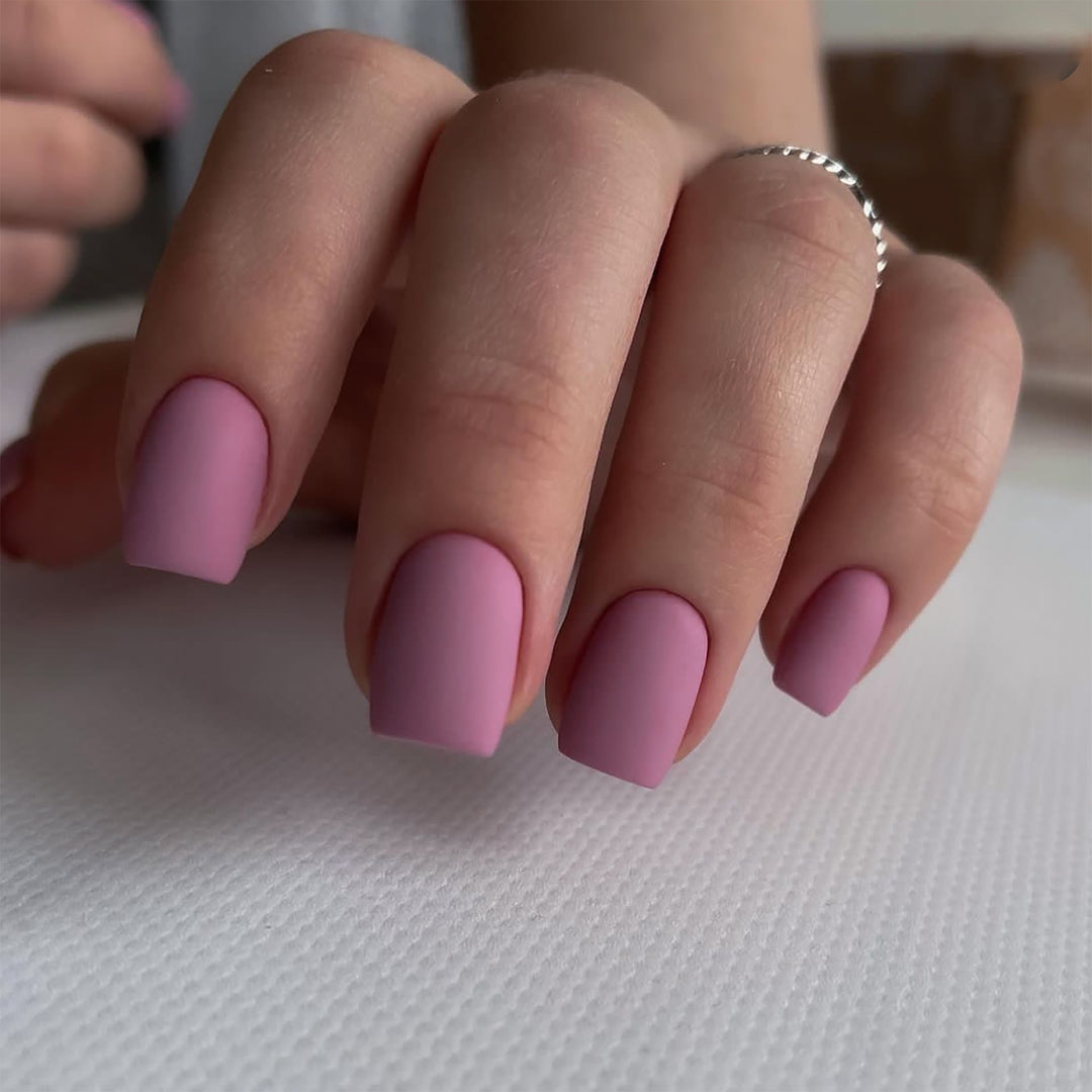Matt lacquered nail art Stornfield