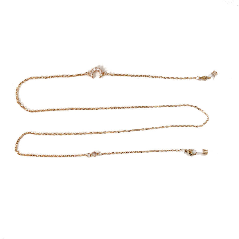 Fashionable jewelry necklace with sparkling crystals Stornfield