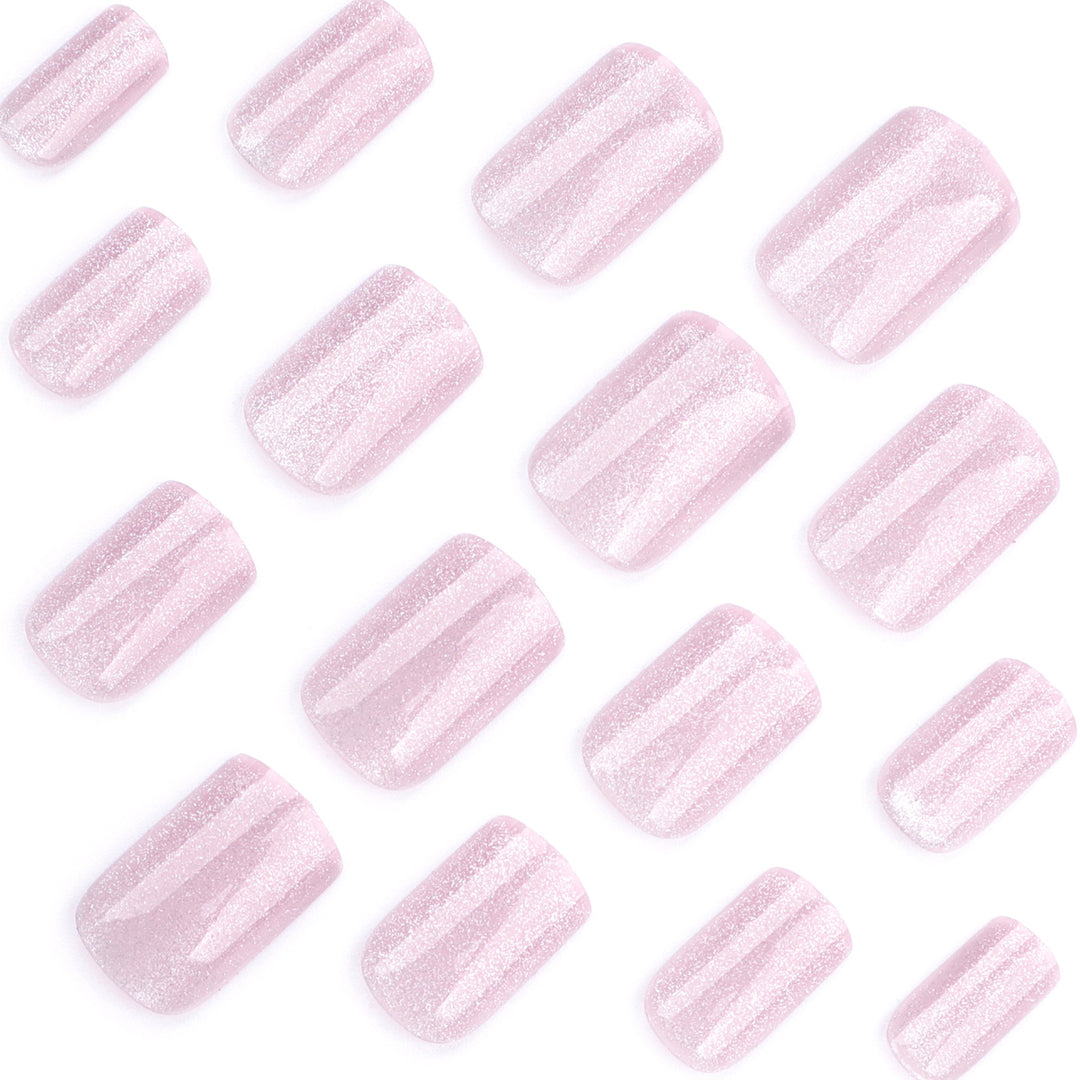 Artificial nail art with elegant shine Stornfield