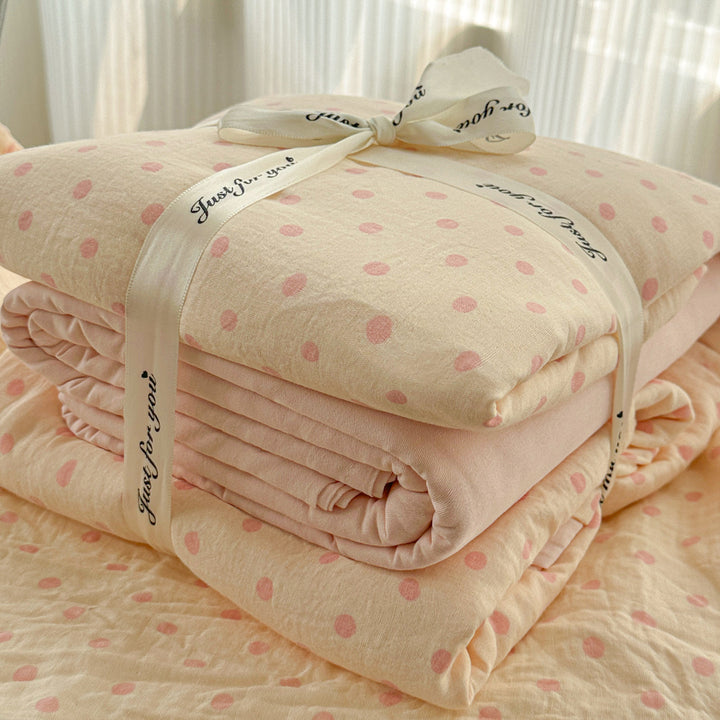 Charming Polka Dot Comforter Set