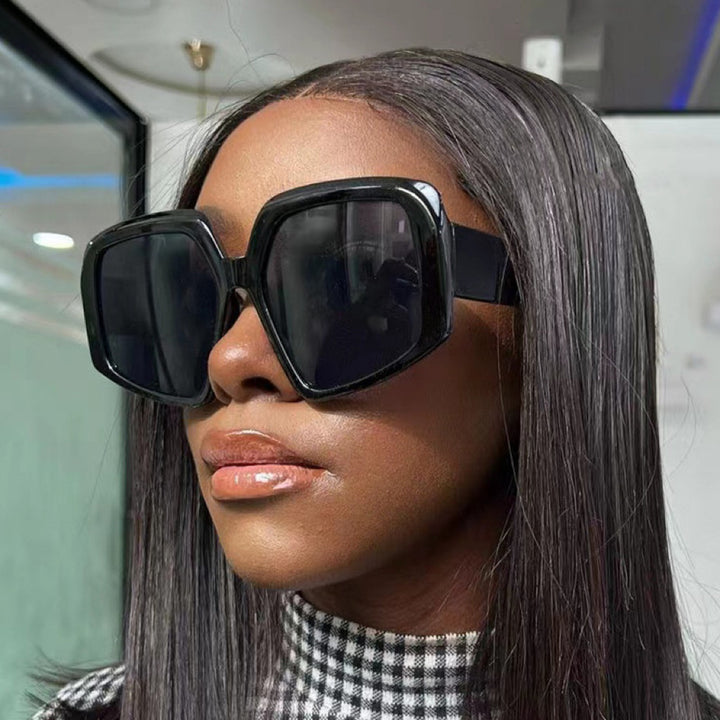 Women's fashionable square sunglasses with luxurious frame Stornfield