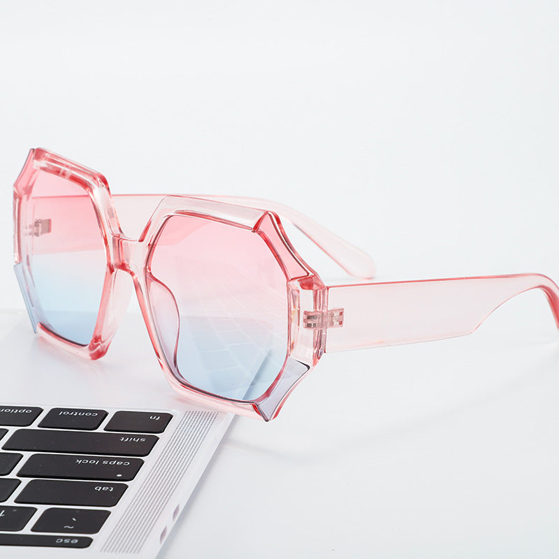 Ladies fashionable sunglasses with faceted frame Stornfield
