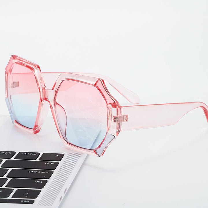 Ladies fashionable sunglasses with faceted frame Stornfield