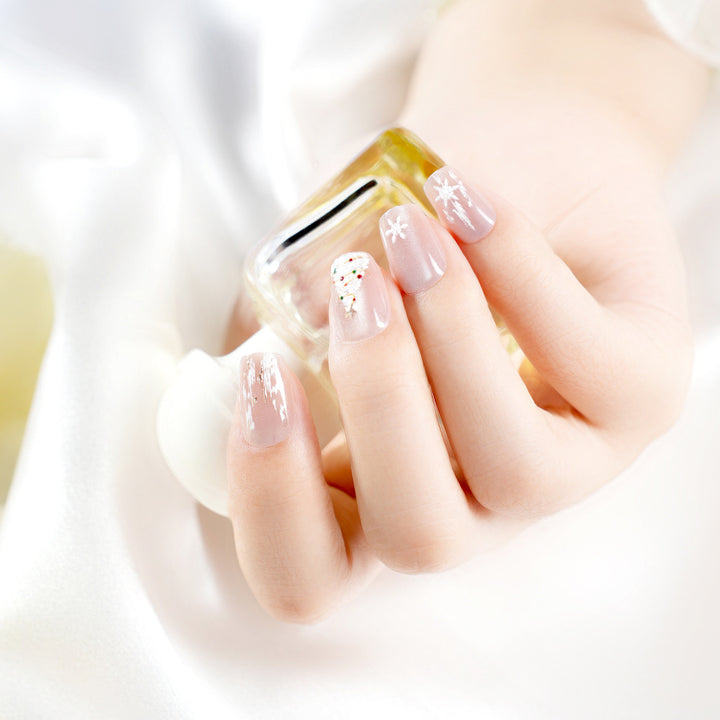 Glittering Holiday Nail Art Stornfield
