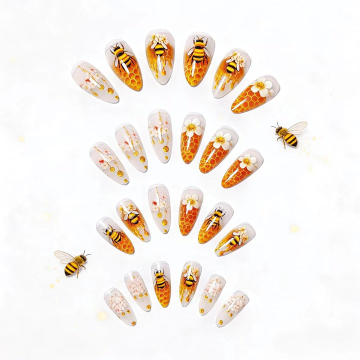 Artificial nails with honeycomb design Stornfield