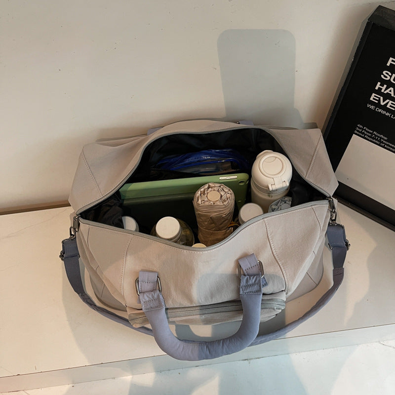 Multifunctional Carry Bag In Modern Design Stornfield