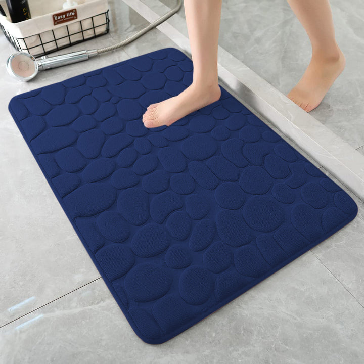 Plush Tropical Leaf Bath Mat for Bathroom