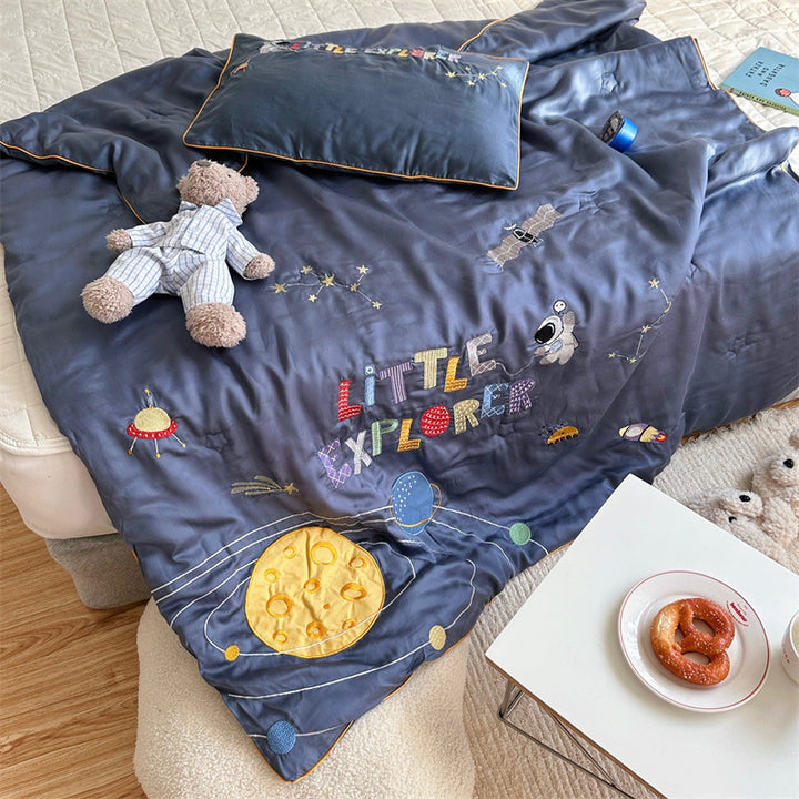 Unisex Snuggle Blanket with removable and washable cover Stornfield