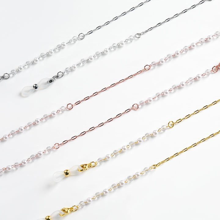 Elegant Beaded Chain Eyewear Holder Stornfield