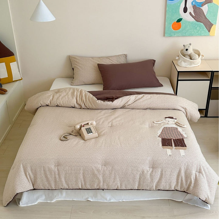 Reversible Duvet Cover Set with Appliqué Bunny Corner and Brushed Microfiber