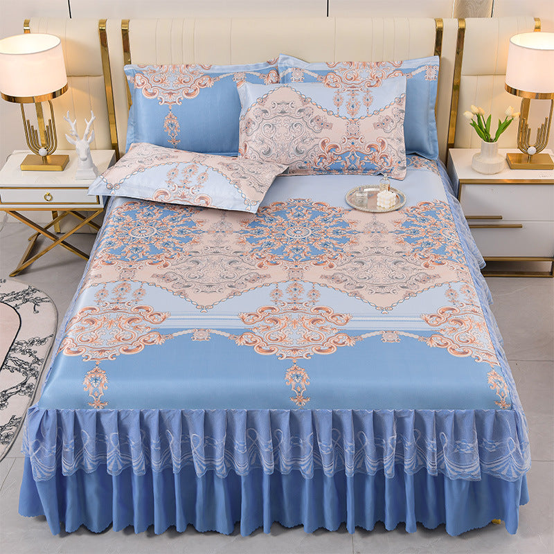 Ladies daybed cover with playful bear motif Stornfield