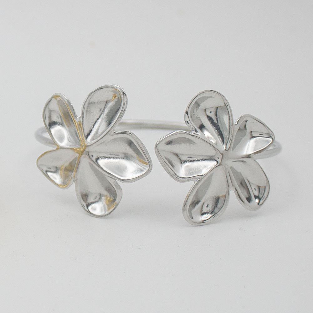 Elegant Flower Cuff Bracelet Stornfield