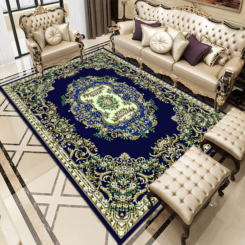 Luxurious Vintage-Inspired Carpet