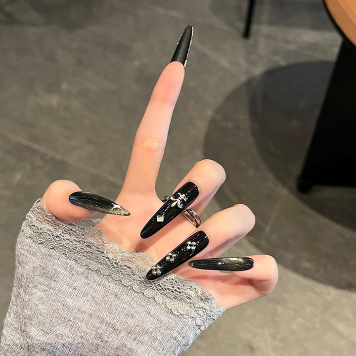 Glamorous Decorative Press-On Nail Art Stornfield