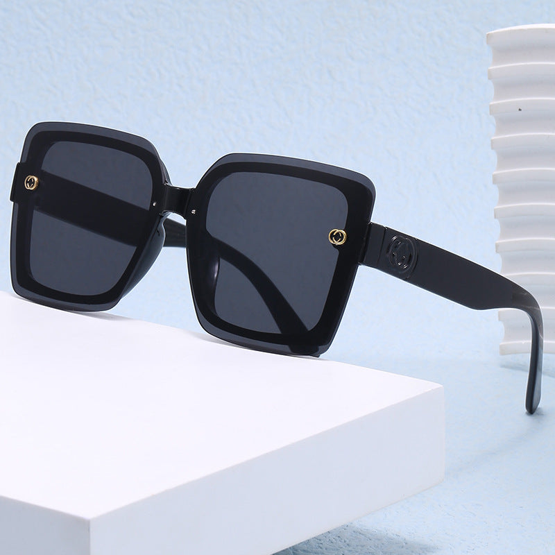 Women's oversized square sunglasses with elegant frame Stornfield