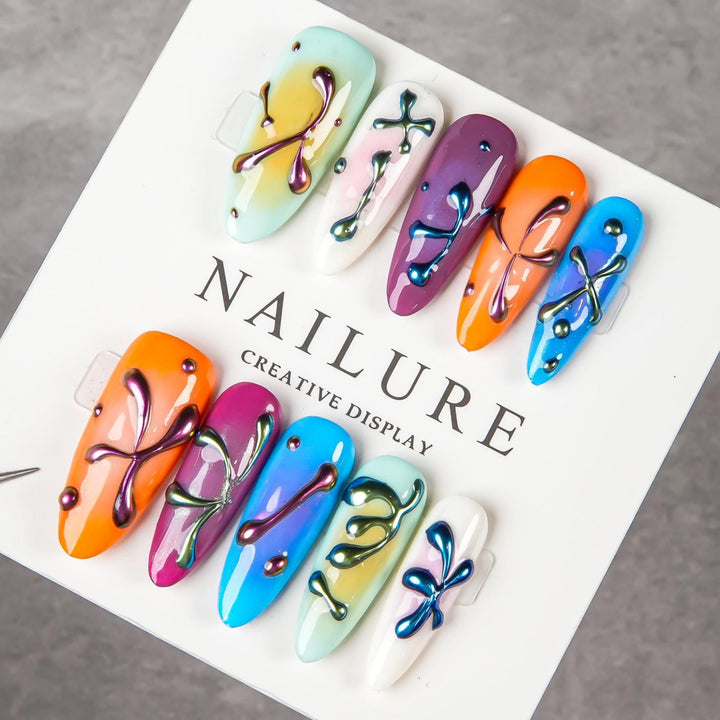 Artistic Press-On Nail Set with Unique Design