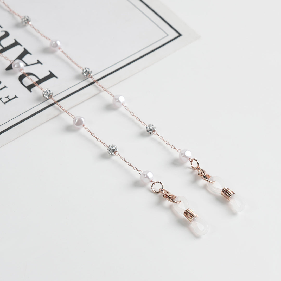Elegantly Beaded Eyewear Chain Stornfield